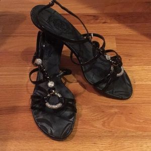 Mini heel sling back